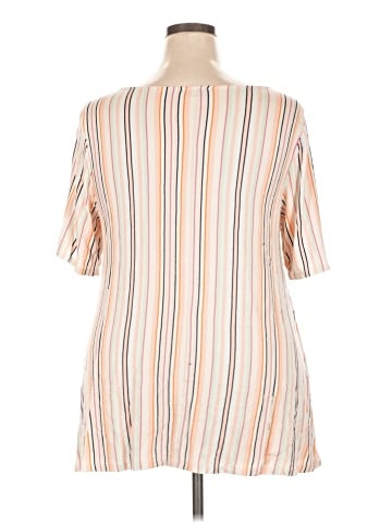 Lane Bryant Short Sleeve T-Shirt (view 2)