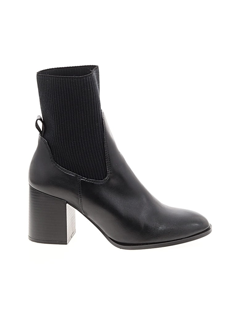 Pre-owned Zara Ankle Boots In Black