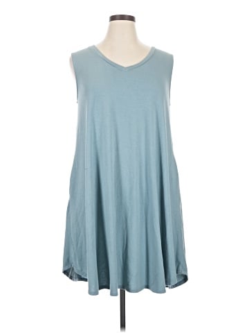Unbranded Casual Dress (view 1)