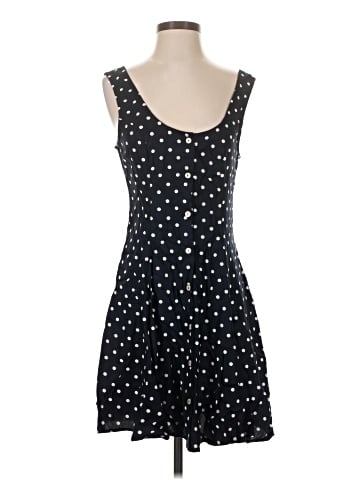 Old Navy Casual Dress (view 1)