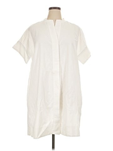 Crown & Ivy Casual Dress (view 1)