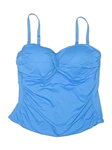 La Blanca Swimsuit Top (view 1)