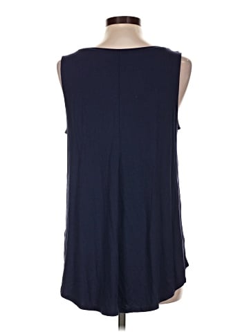 Old Navy Sleeveless T-Shirt (view 2)