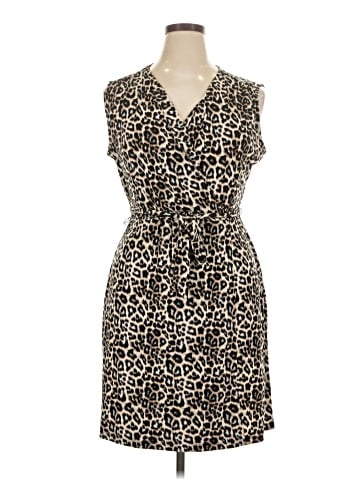Apt. 9 Casual Dress (view 1)