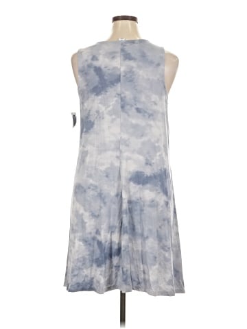 Old Navy Casual Dress (view 2)