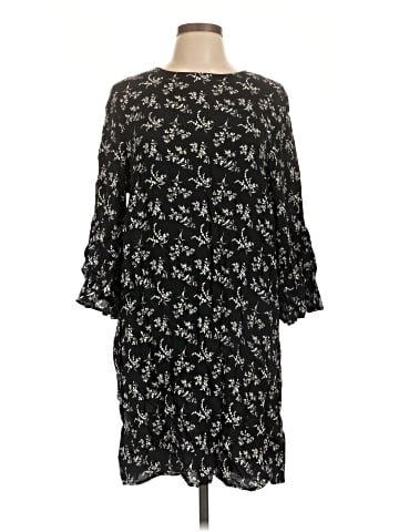 H&M Casual Dress (view 1)