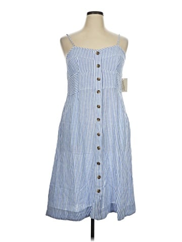 Universal Thread Casual Dress (view 1)