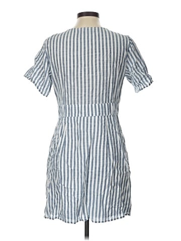 Abercrombie & Fitch Casual Dress (view 2)