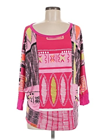 Rouge 3/4 Sleeve Top (view 1)