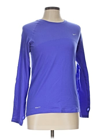 Nike Long Sleeve T-Shirt (view 1)