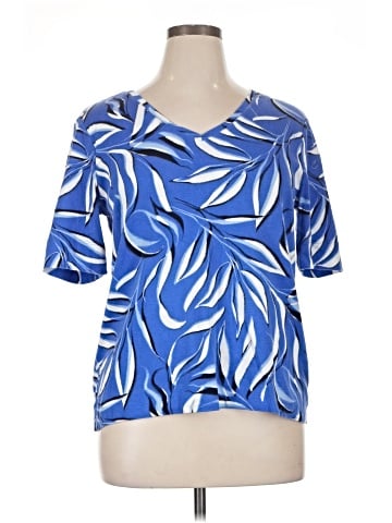 Chico's Short Sleeve T-Shirt (view 1)