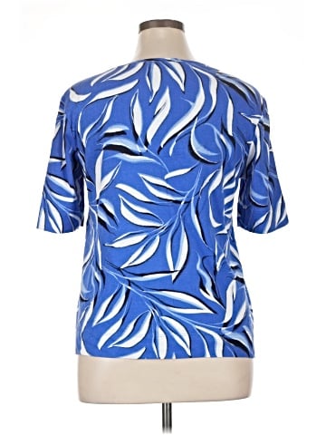 Chico's Short Sleeve T-Shirt (view 2)