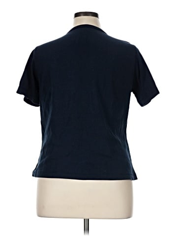 Liz Claiborne Short Sleeve T-Shirt (view 2)