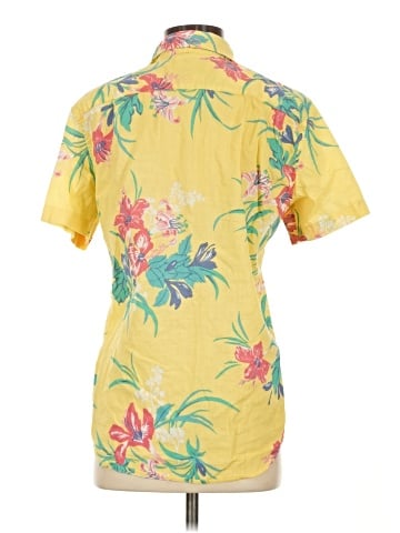 American Eagle Outfitters Short Sleeve Button-Down Shirt (view 2)