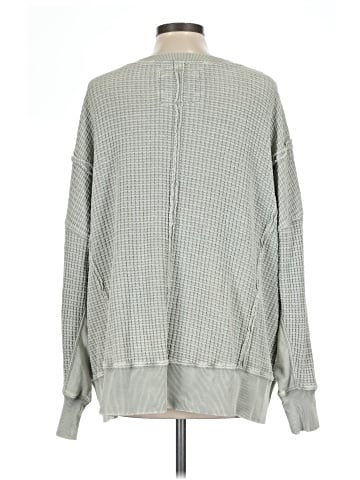 American Eagle Outfitters Pullover Sweater (view 2)