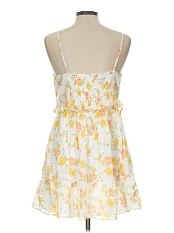 American Eagle Outfitters Casual Dress (view 2)