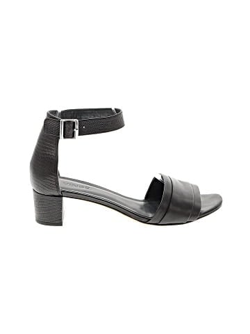 Vince. Sandals (view 1)