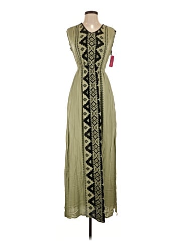 Xhilaration Casual Dress (view 1)