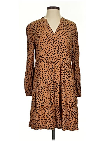 Crown & Ivy Casual Dress (view 1)