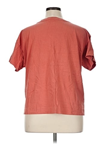 Old Navy Short Sleeve T-Shirt (view 2)