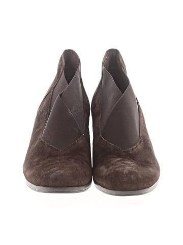 Munro American Ankle Boots (view 2)