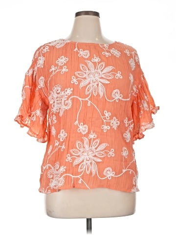 ECI Short Sleeve Blouse (view 1)