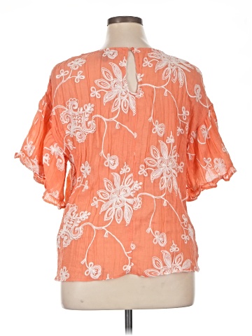 ECI Short Sleeve Blouse (view 2)