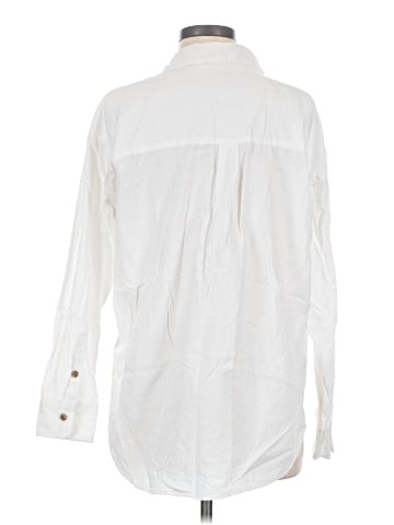 Universal Thread Long Sleeve Button-Down Shirt (view 2)