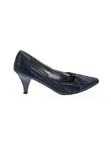 Karen Scott Heels (view 1)