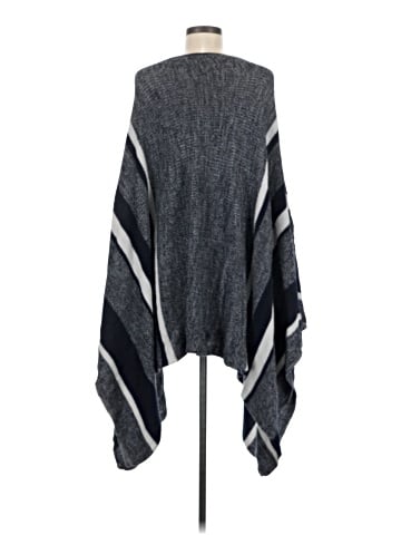 Romeo & Juliet Couture Poncho (view 2)