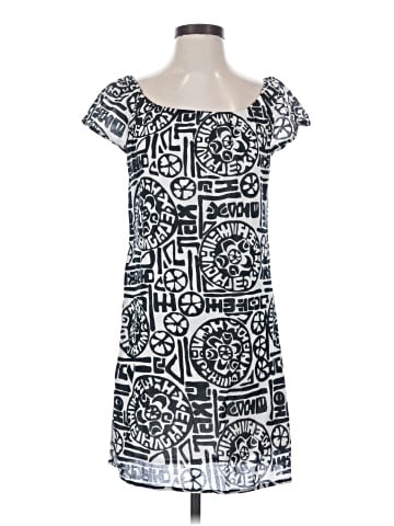 Tori Richard Casual Dress (view 1)