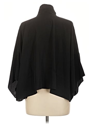 Elizabeth and James Kimono (view 2)