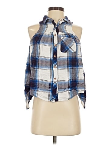 Shyanne Sleeveless Button-Down Shirt (view 1)