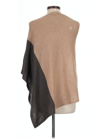 Celeste Poncho (view 2)