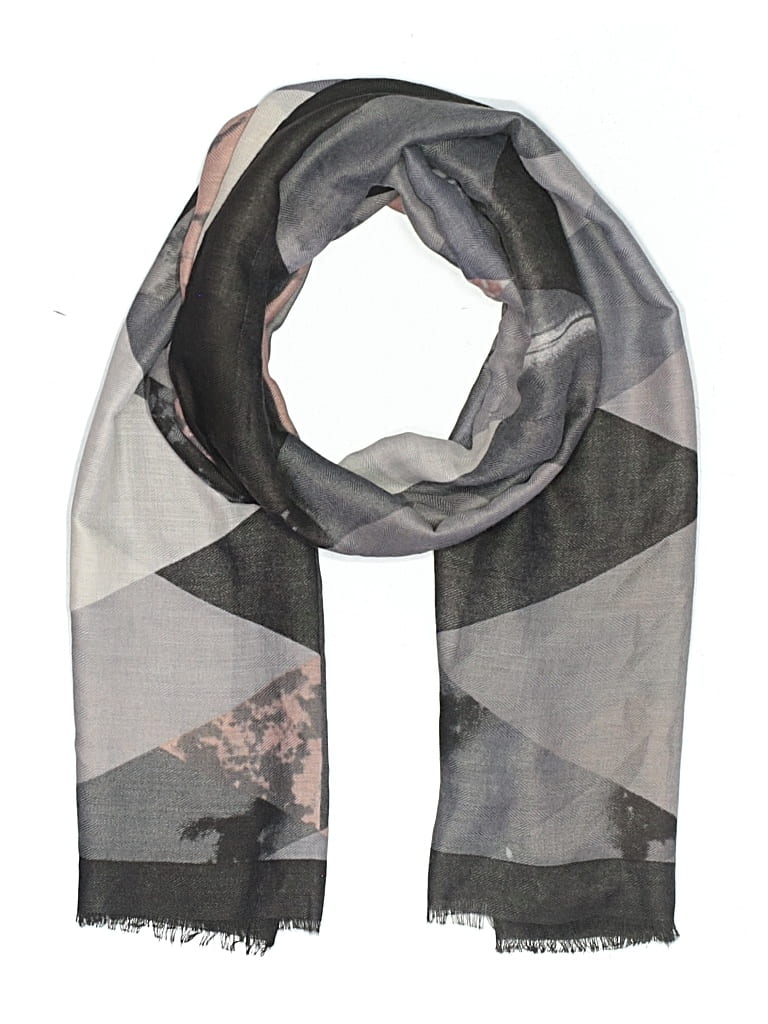 Pre-owned Joy Susan Scarf In Gray
