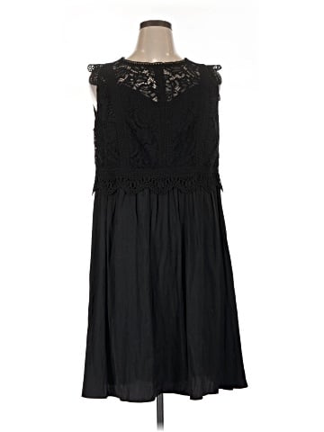Ann Taylor LOFT Cocktail Dress (view 1)