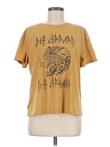 Maurices Short Sleeve T-Shirt (view 1)