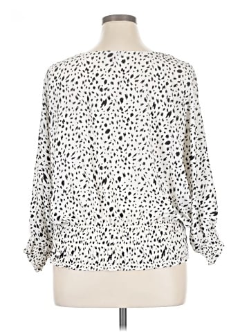 Vince Camuto 3/4 Sleeve Blouse (view 2)