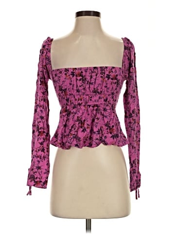 Urban Outfitters 3/4 Sleeve Blouse (view 1)