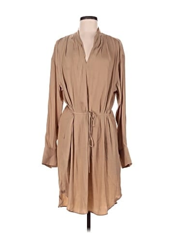 Banana Republic Casual Dress (view 1)