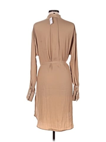Banana Republic Casual Dress (view 2)