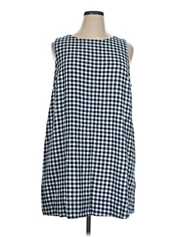 Old Navy Casual Dress (view 1)