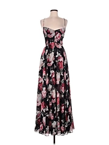 Fame And Partners Casual Dress (view 1)