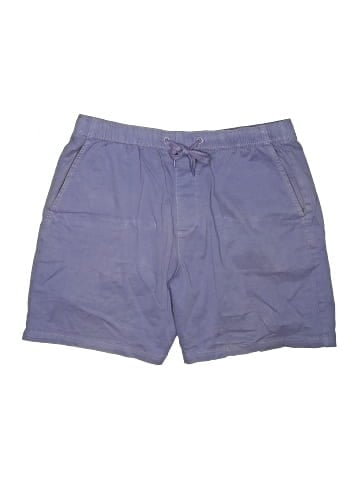Gap Shorts (view 1)