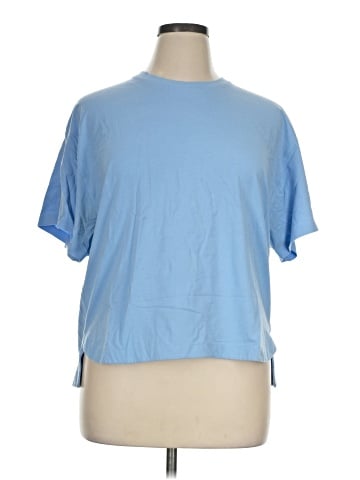 Athleta Short Sleeve T-Shirt (view 1)