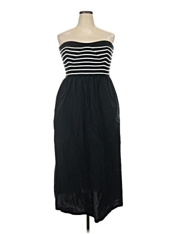 Universal Thread Casual Dress (view 1)
