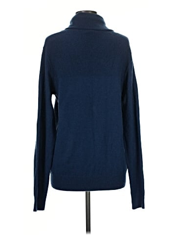 Neiman Marcus Cashmere Pullover Sweater (view 2)