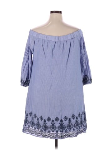 Vince Camuto Casual Dress (view 2)