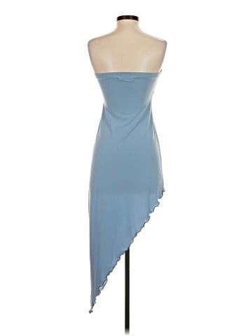 Urban Outfitters Casual Dress (view 2)