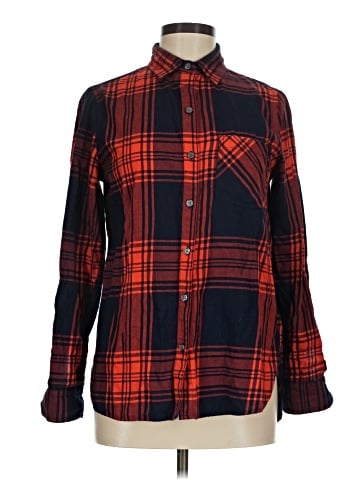 Old Navy Long Sleeve Button-Down Shirt (view 1)